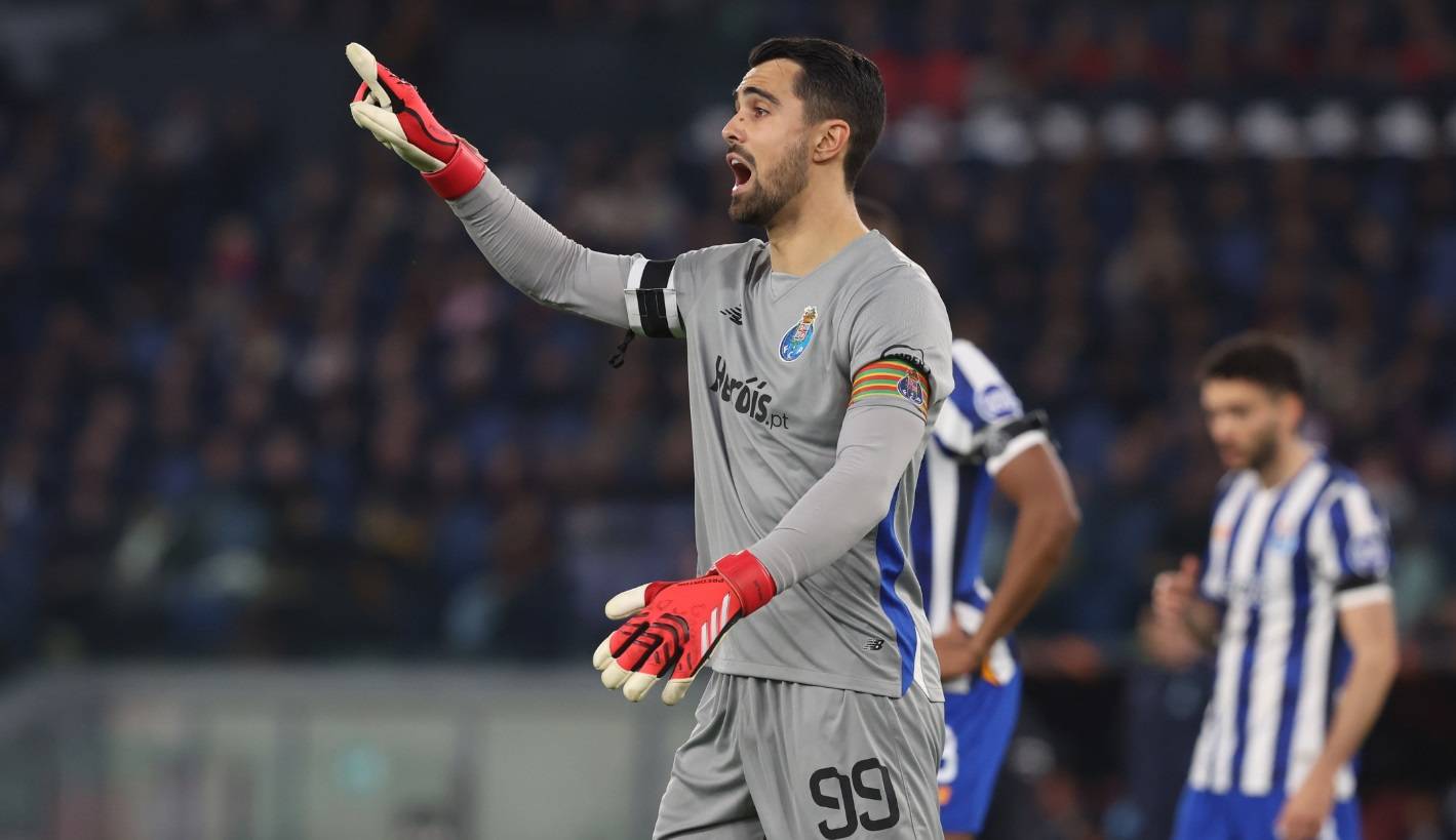 和评论员对 和评论员对