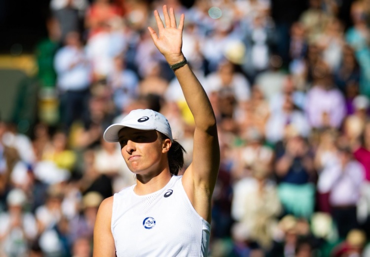 无数球迷和 无数球迷和