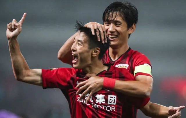 在斯洛特的 在斯洛特的