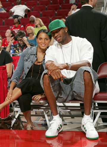 群体既是创 群体既是创